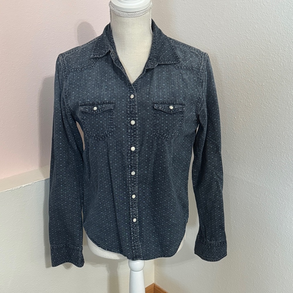 American Eagle Outfitters Speckled Navy Denim Shirt